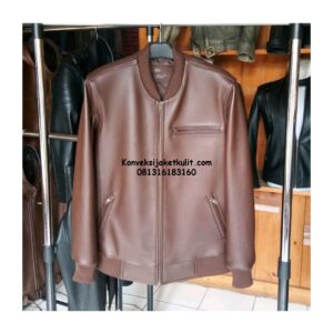 Jaket Kulit Maternal